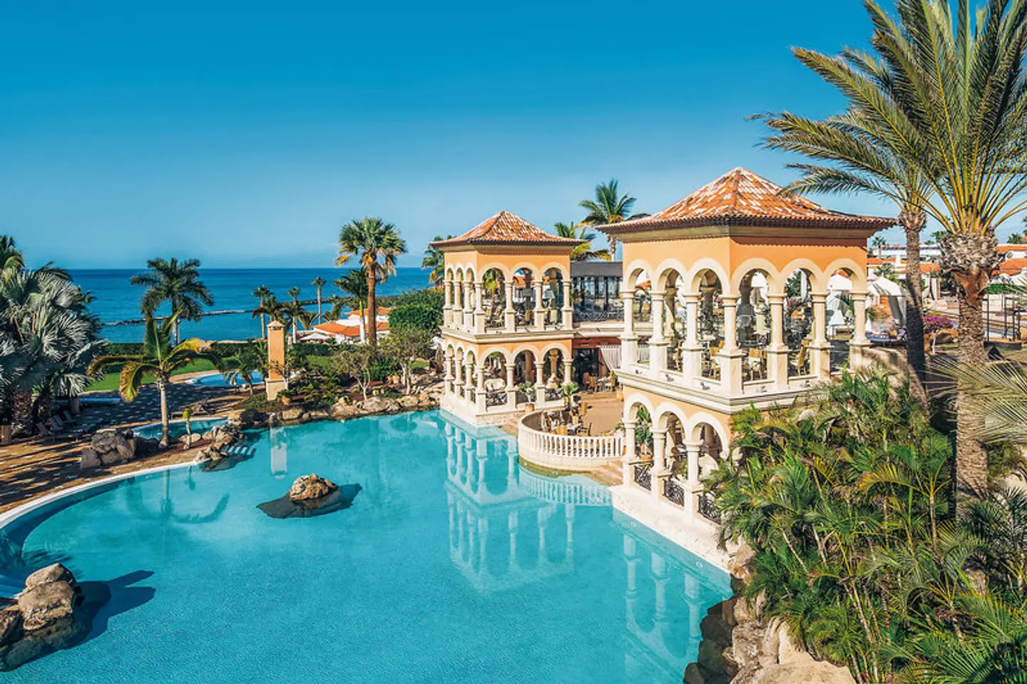 JOIA El Mirador by Iberostar OUTDOOR_POOL