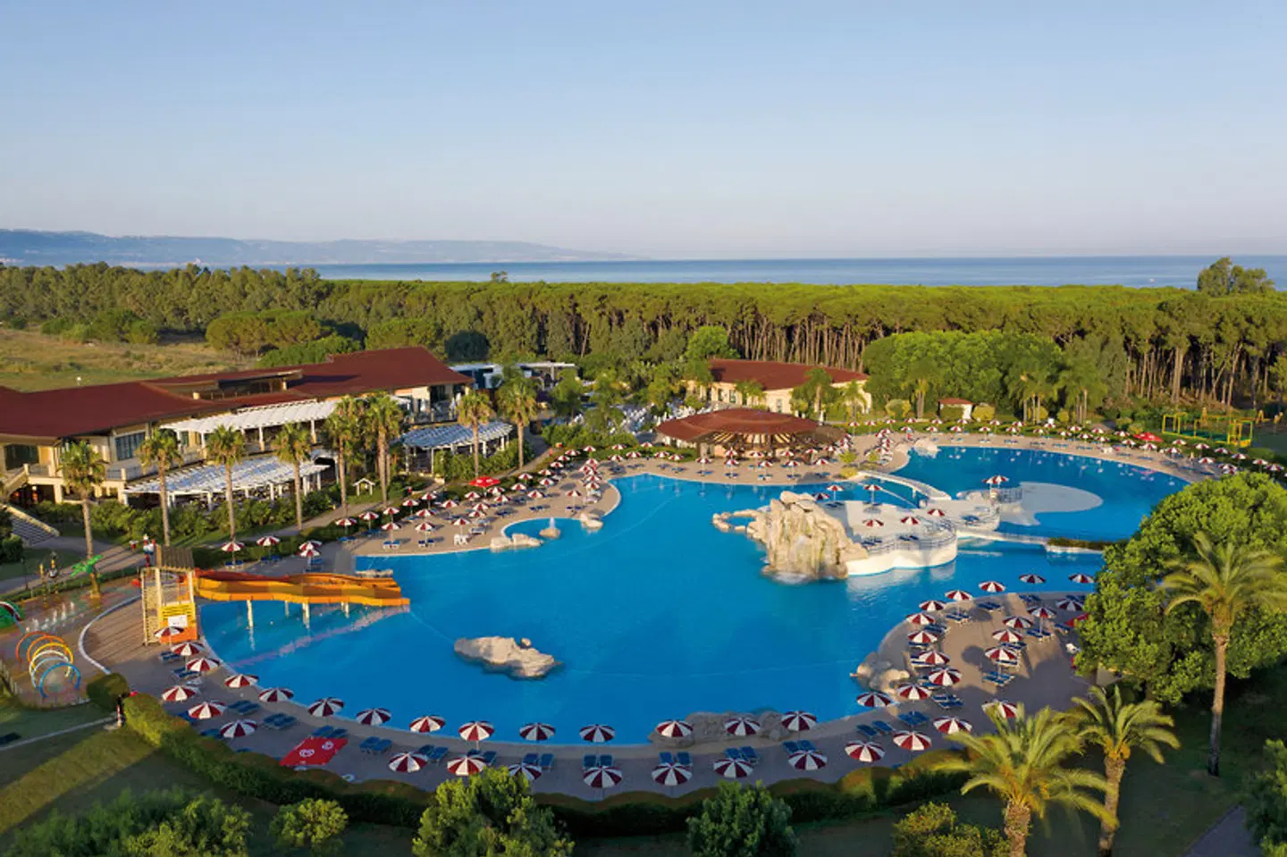 Falkensteiner Club Funimation Garden Calabria OUTDOOR_POOL