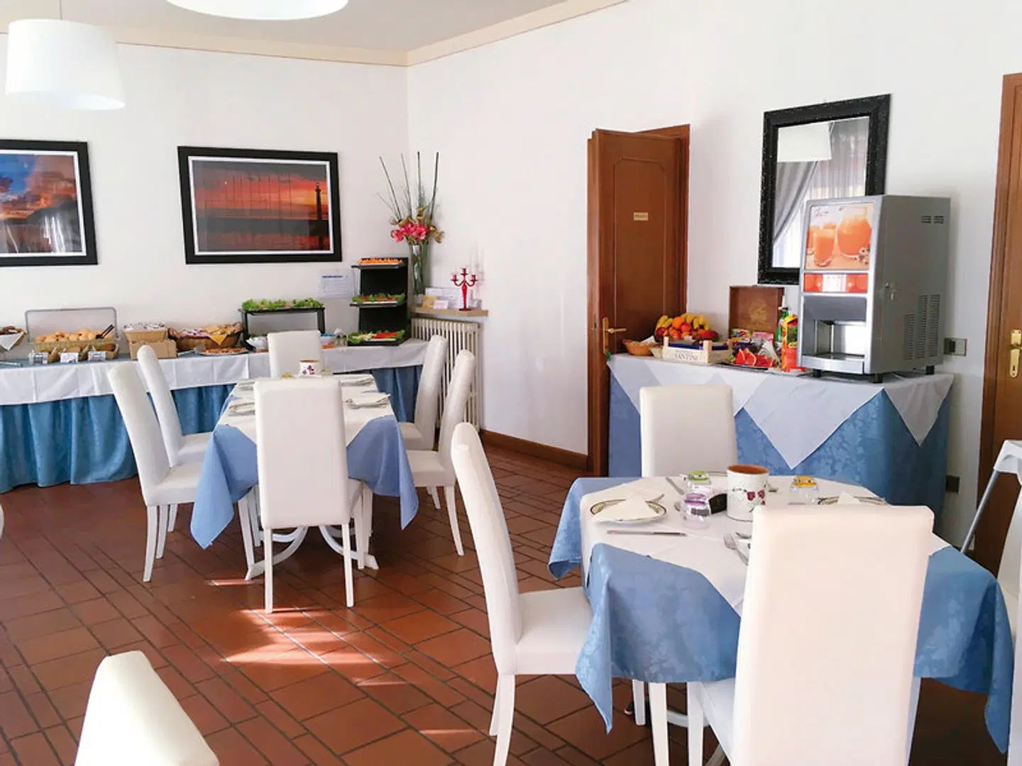 Cortina Restaurant