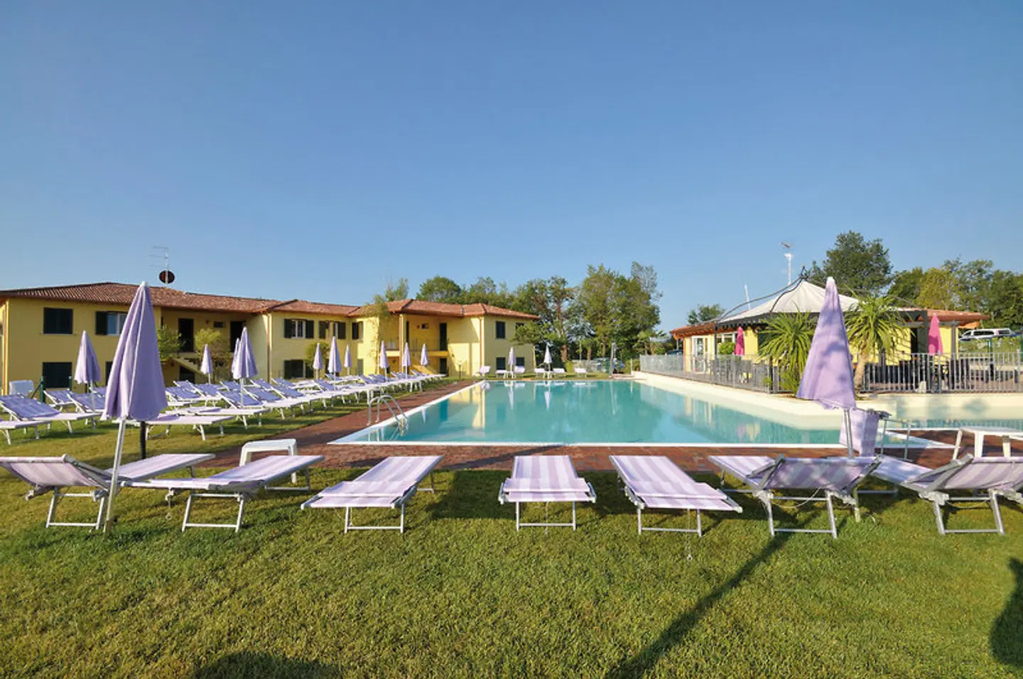 Residence Karina OUTDOOR_POOL