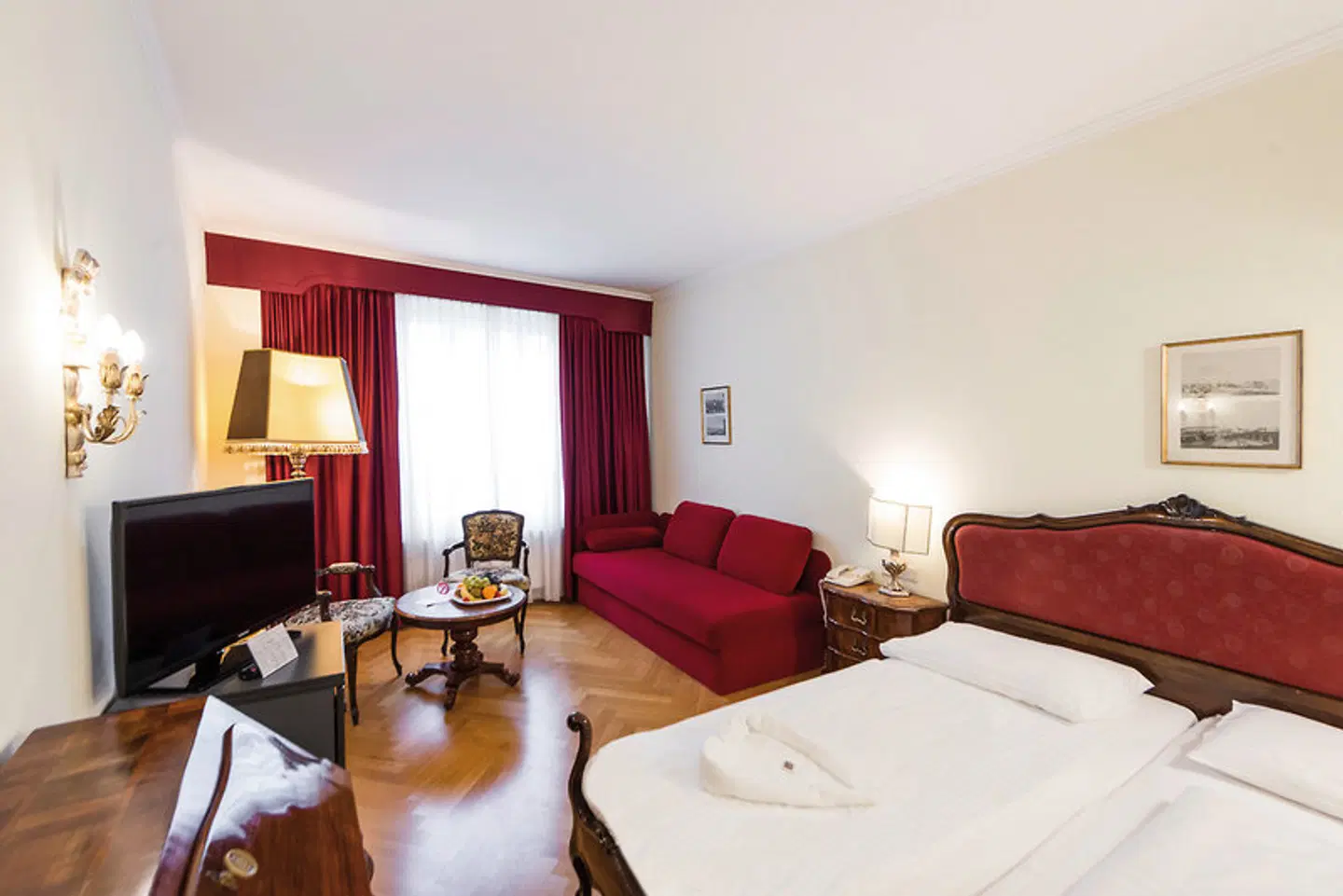 Hotel Royal ROOM_EXAMPLE
