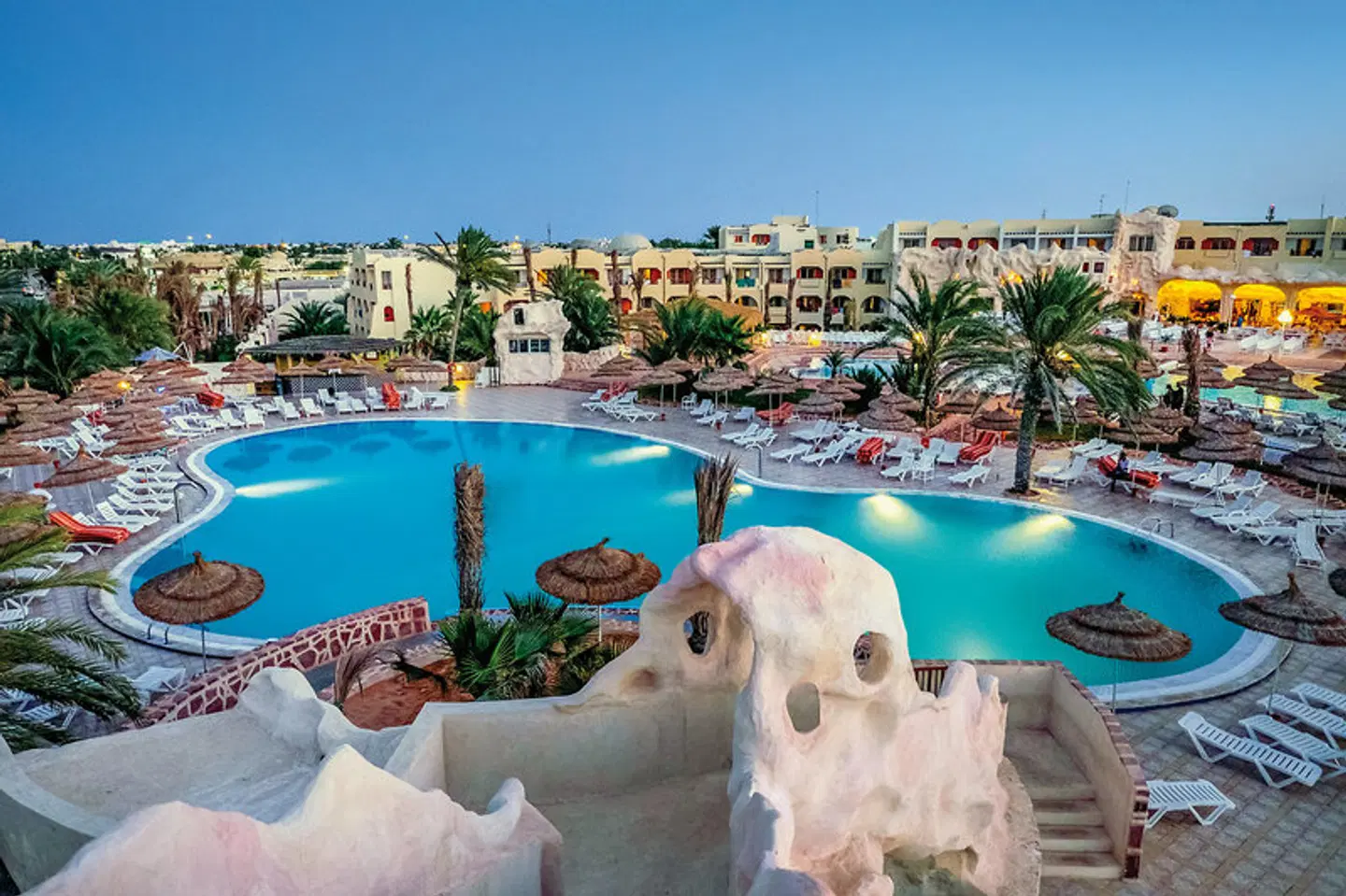 Quatre Saisons By Medina OUTDOOR_POOL
