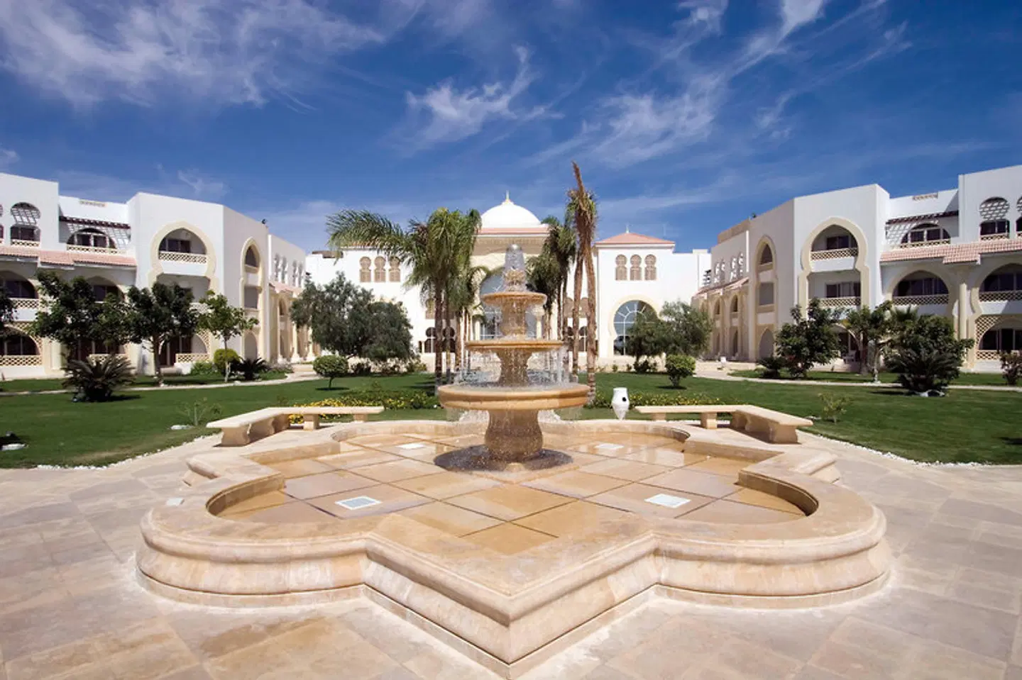 Old Palace Resort Sahl Hasheesh EXTERIOR