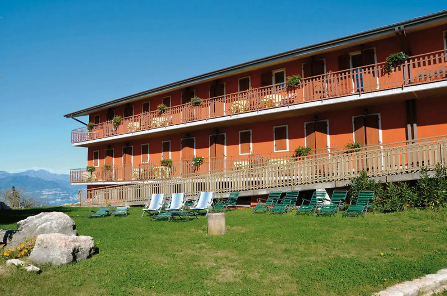 Belvedere EXTERIOR