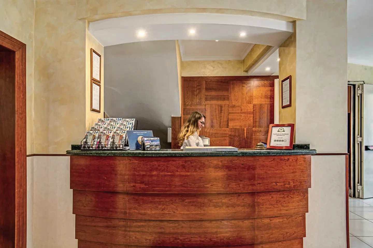 Osimar LOUNGE_LOBBY