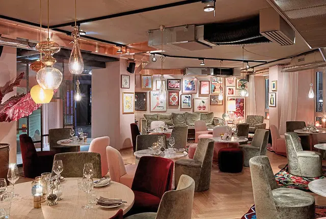 25hours Hotel Terminus Nord Bar