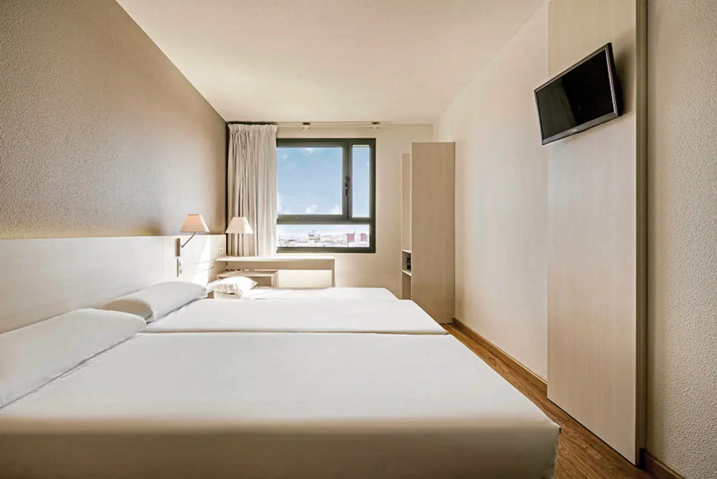 Hotel Ilunion Valencia 3 ROOM_EXAMPLE