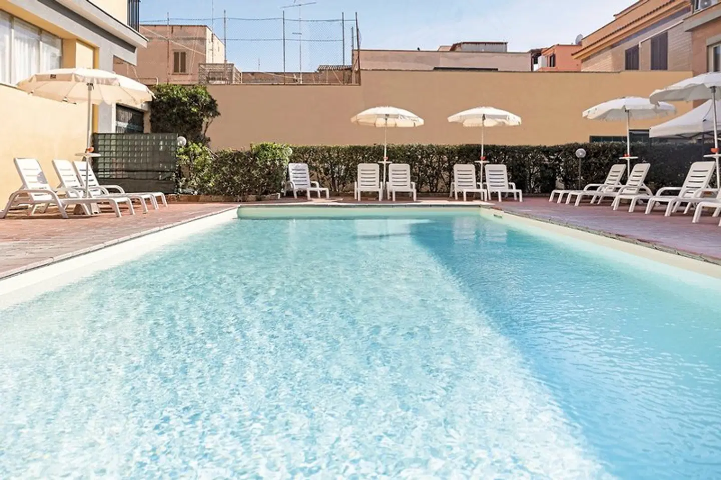 Villa Margherita OUTDOOR_POOL