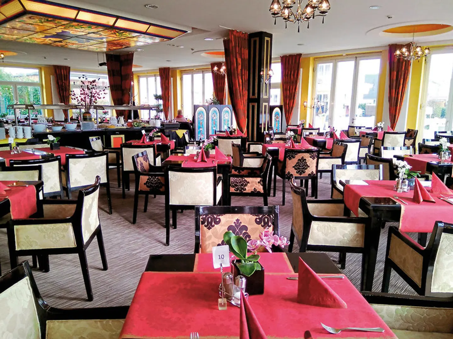 Alexa Hotel Restaurant