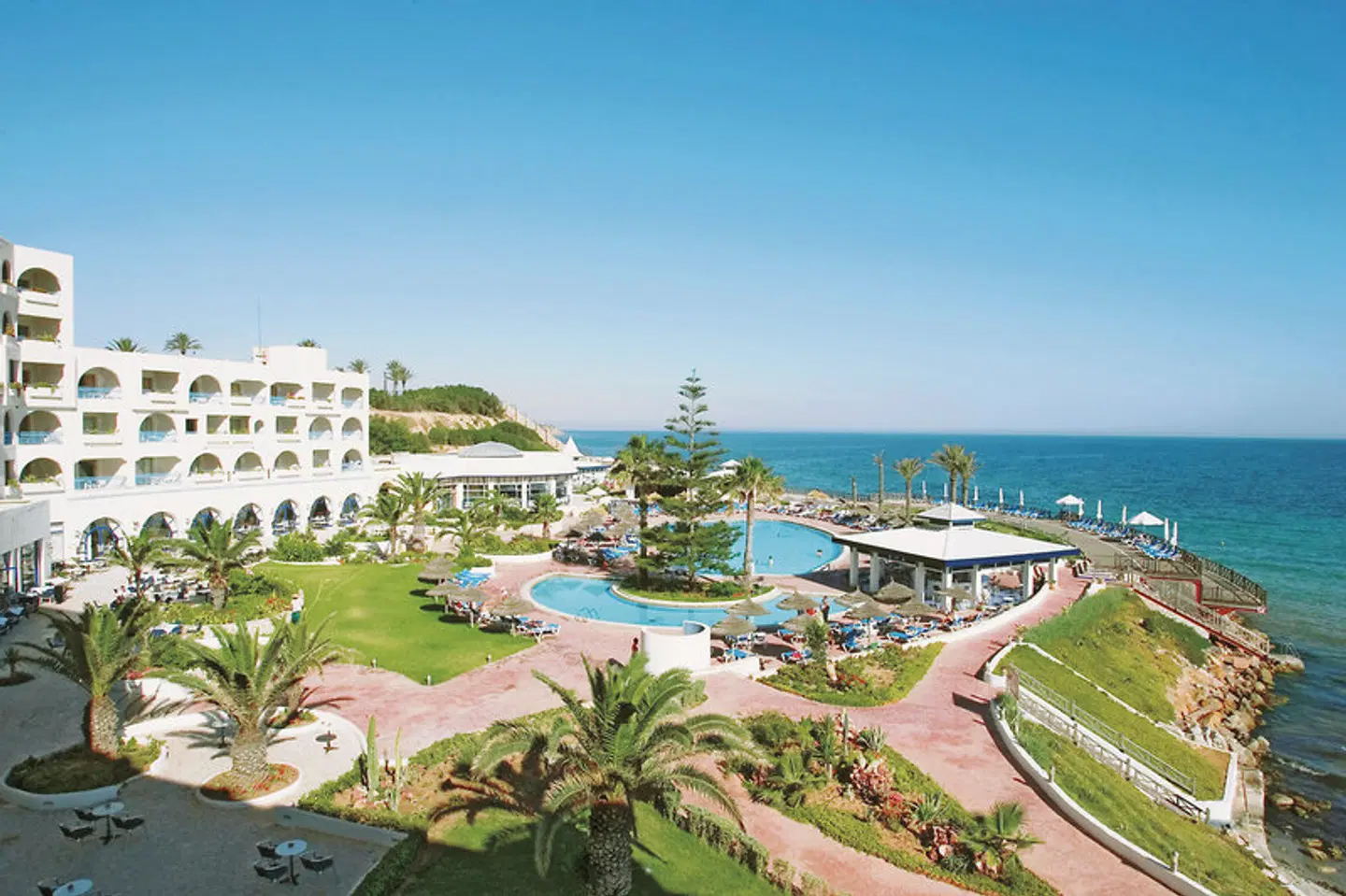 Regency Hotel & Spa EXTERIOR