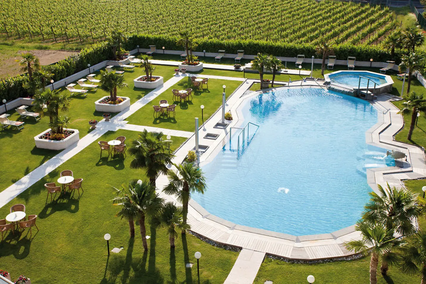 Savoy Palace OUTDOOR_POOL