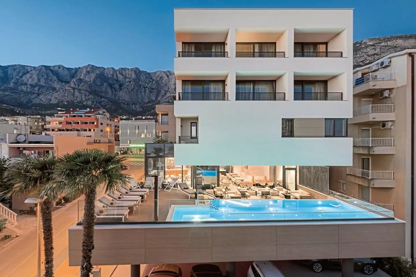 Hotel Ani OUTDOOR_POOL