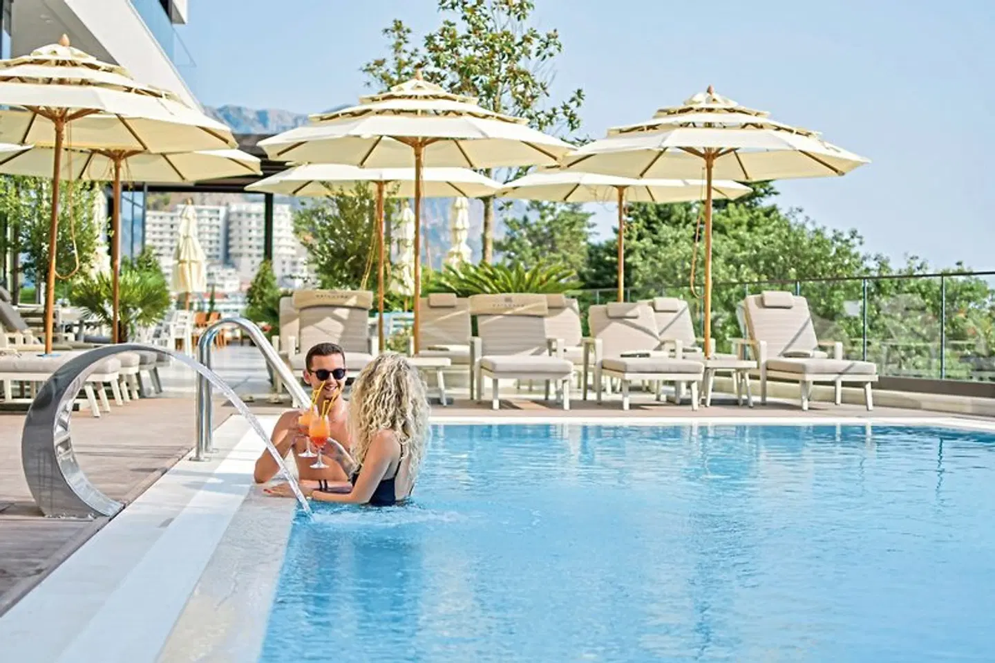 Katamare OUTDOOR_POOL
