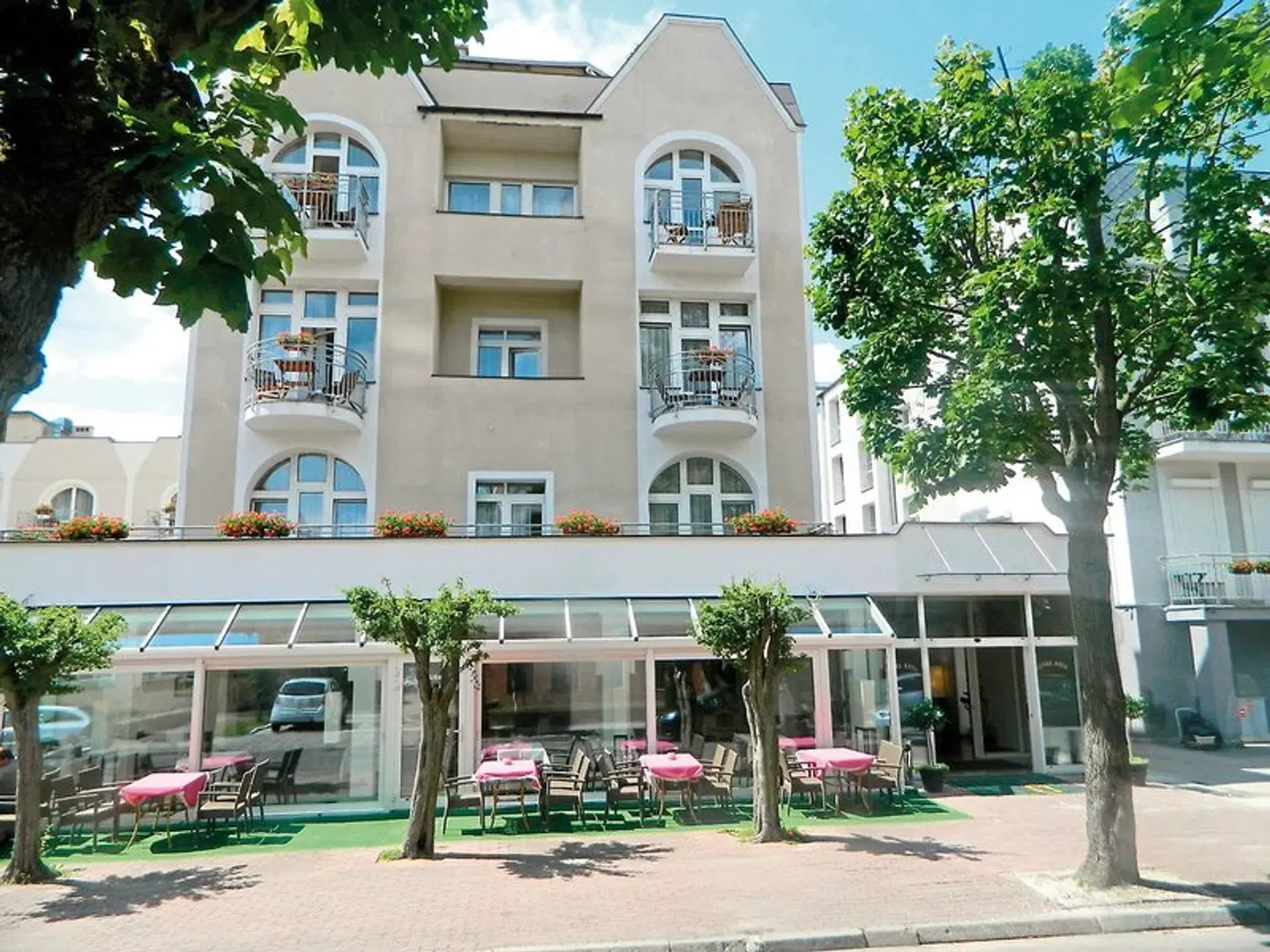 Atol Hotel & Spa EXTERIOR