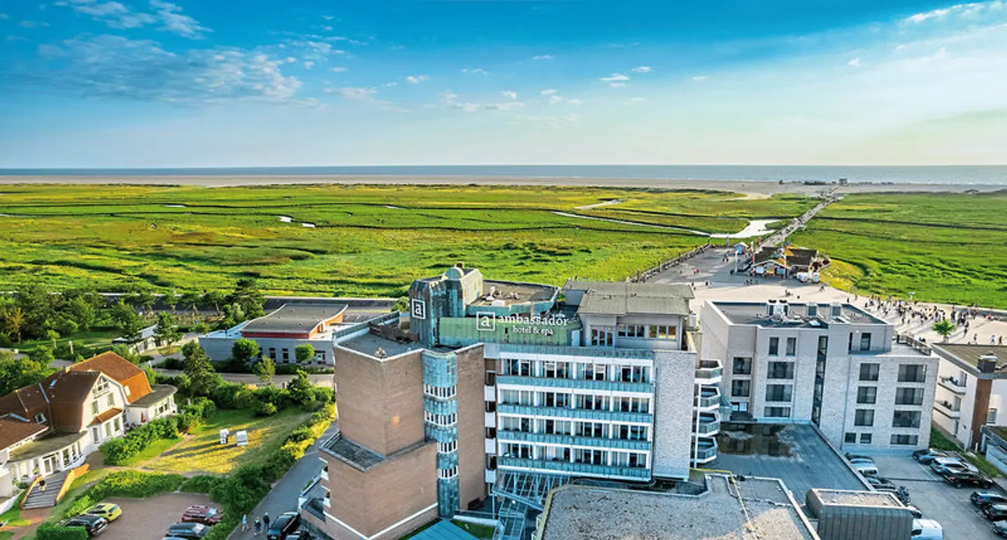 ambassador hotel & spa EXTERIOR
