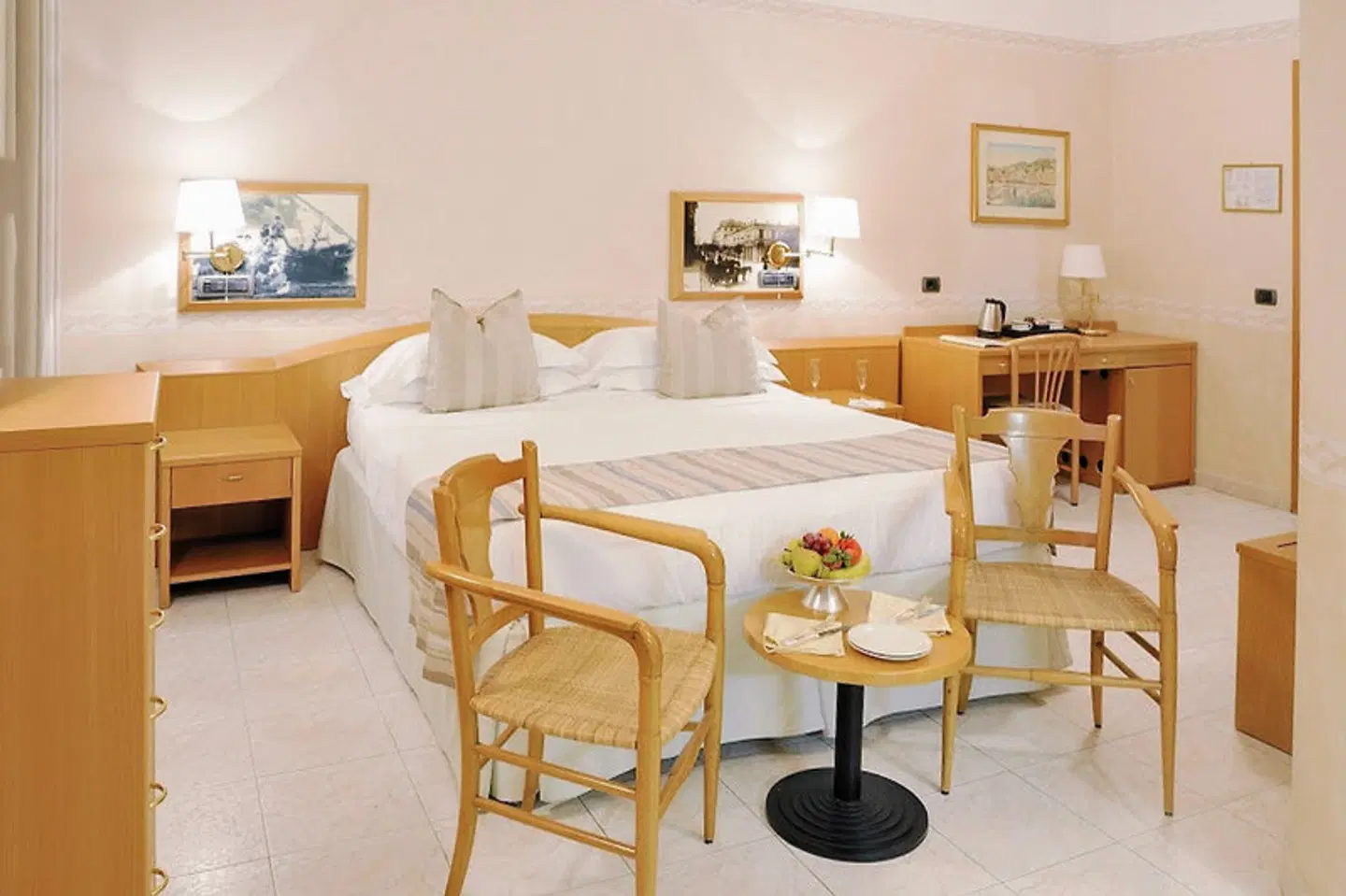 Monte Rosa ROOM_EXAMPLE