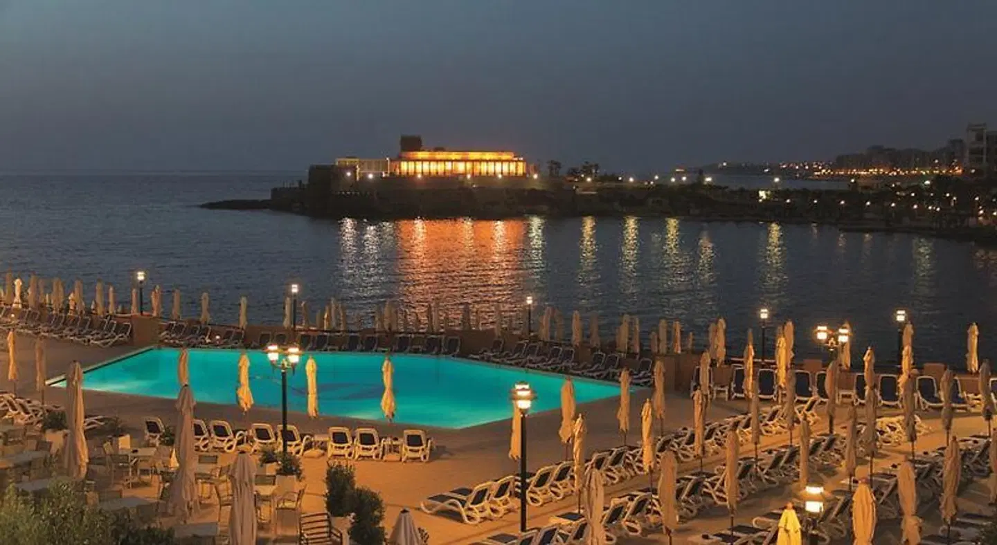 Corinthia St. George's Bay OUTDOOR_POOL