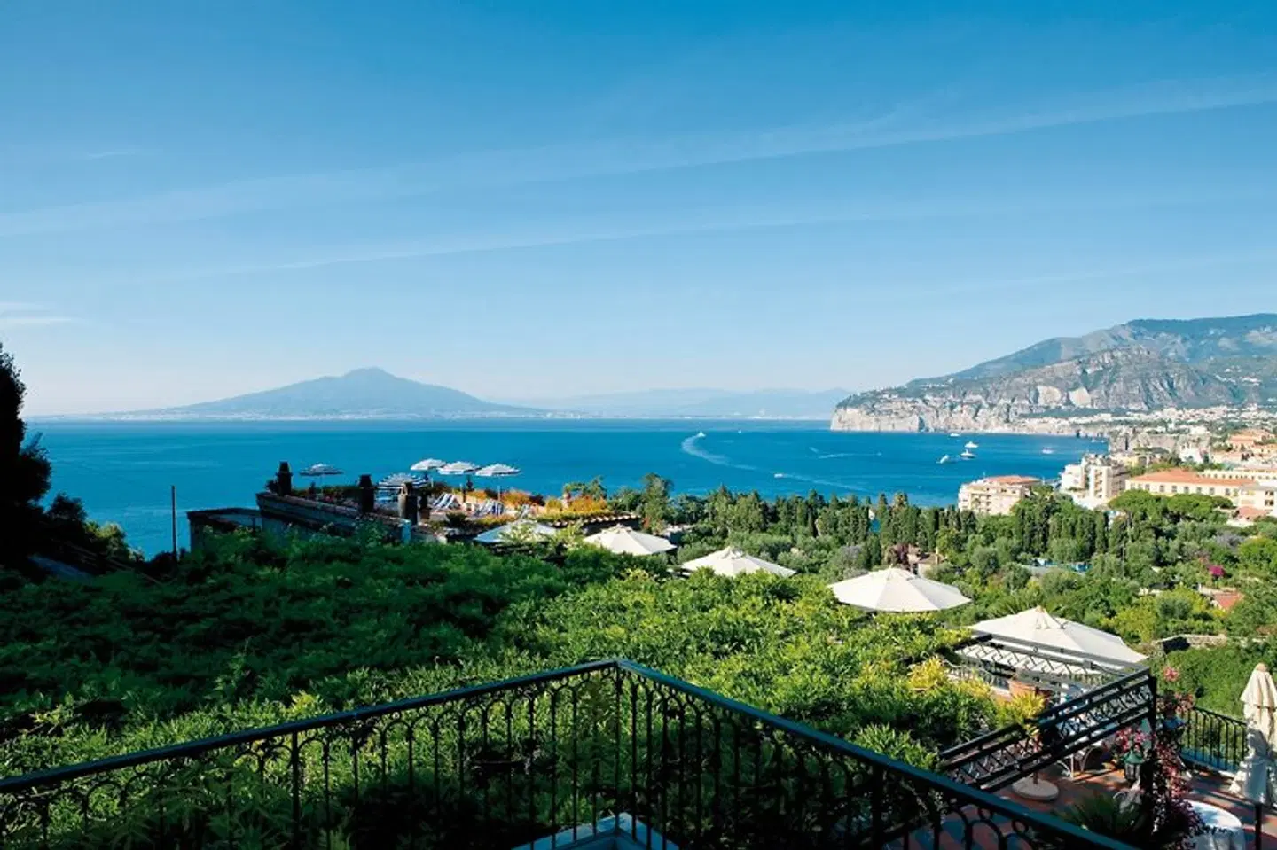 Grand Hotel Capodimonte LANDSCAPE