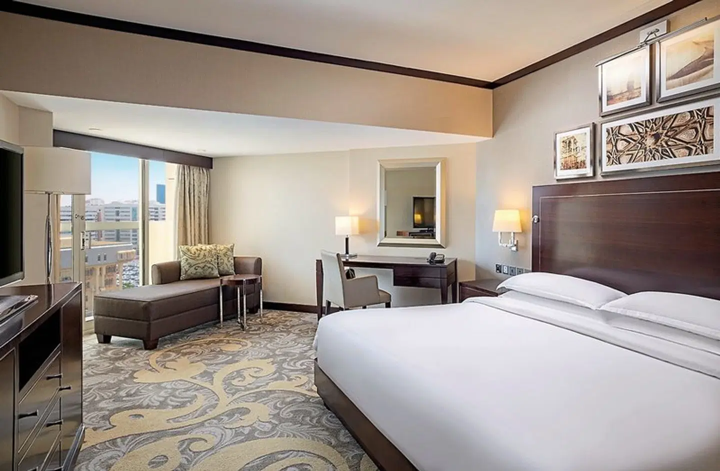 Sheraton Dubai Creek Hotel & Towers ROOM_EXAMPLE