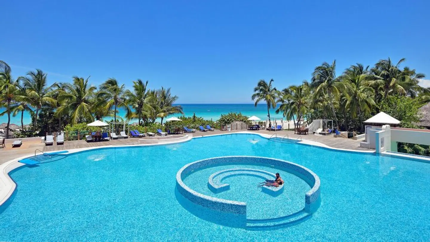 Meliá Las Américas OUTDOOR_POOL