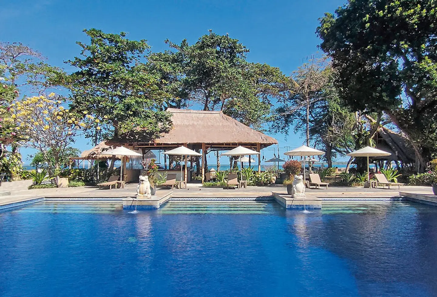 Mercure Resort Sanur OUTDOOR_POOL