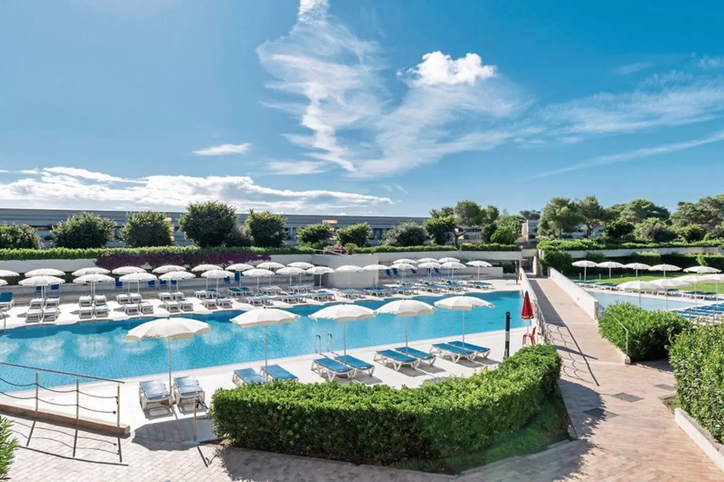 VOI Alimini Resort OUTDOOR_POOL