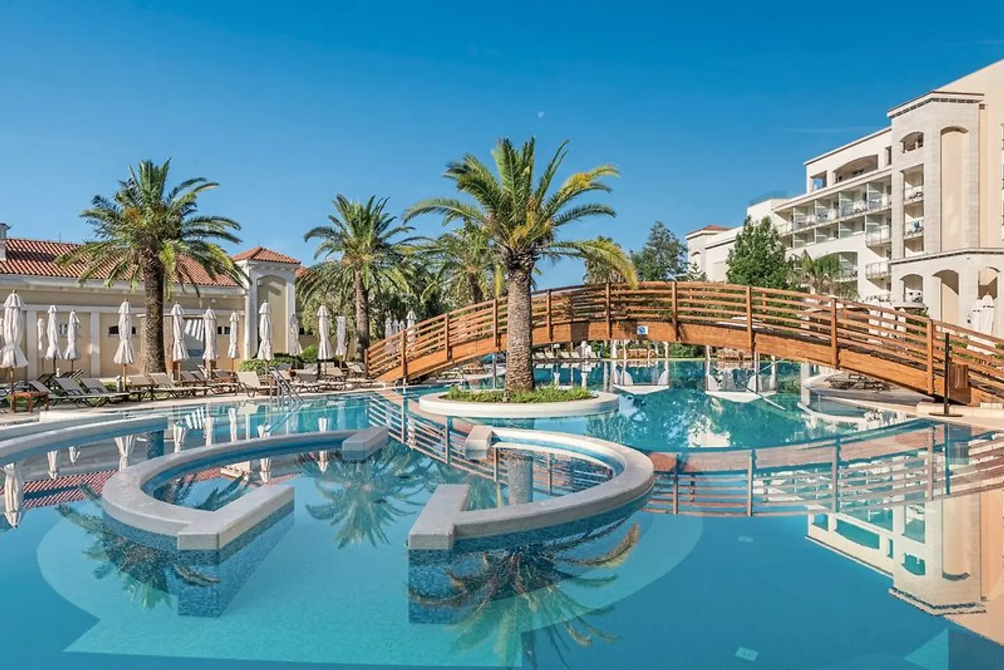 Splendid Conference & Spa Resort OUTDOOR_POOL