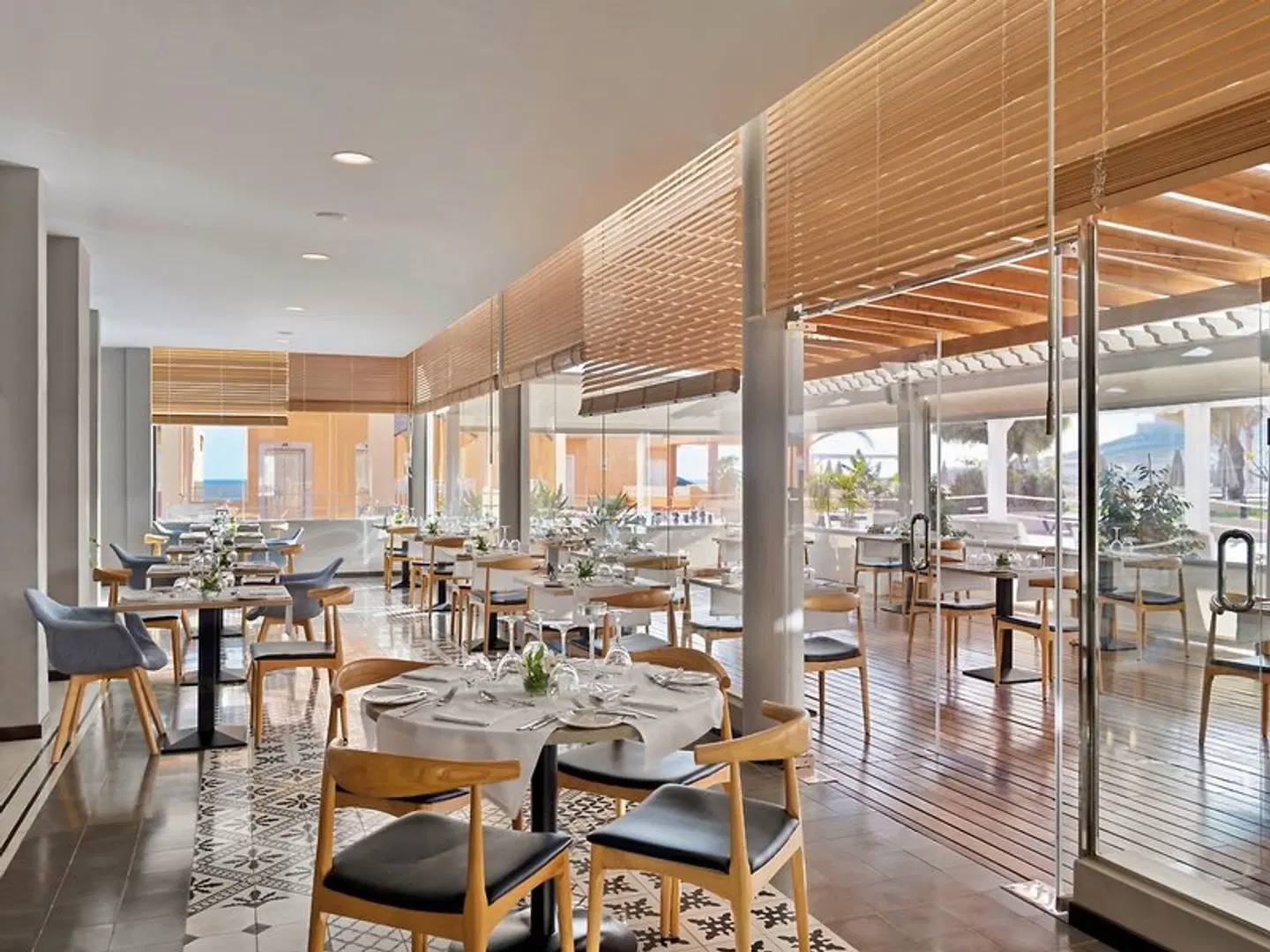H10 Playa Esmeralda Restaurant