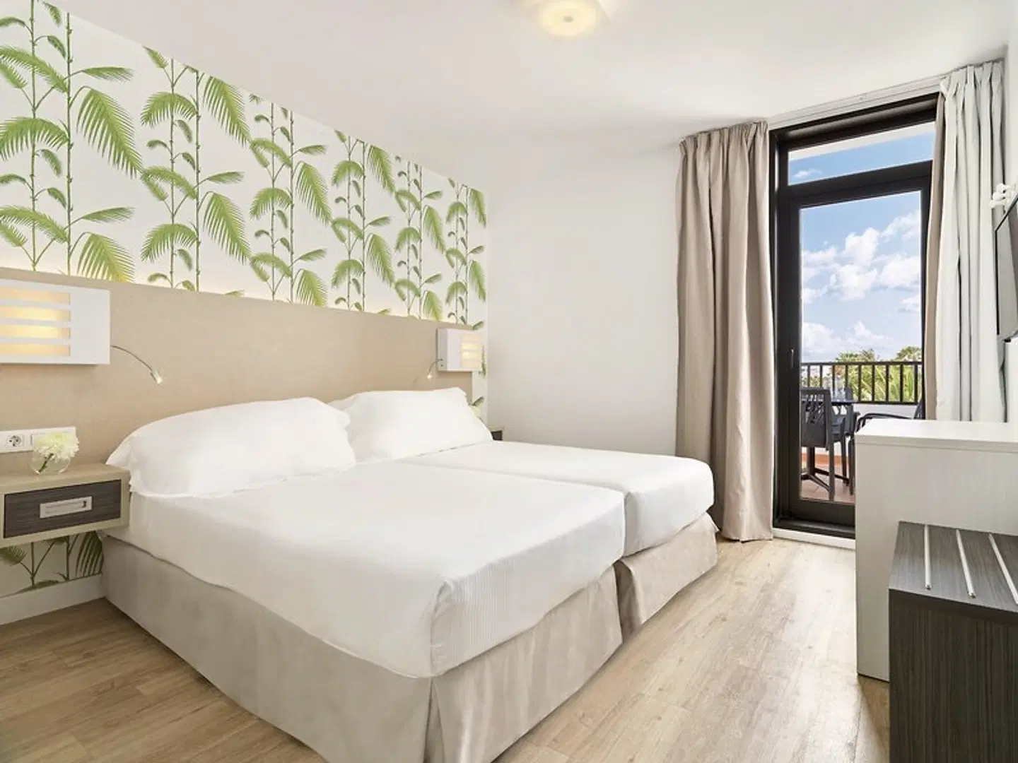 H10 Suites Lanzarote Gardens ROOM_EXAMPLE