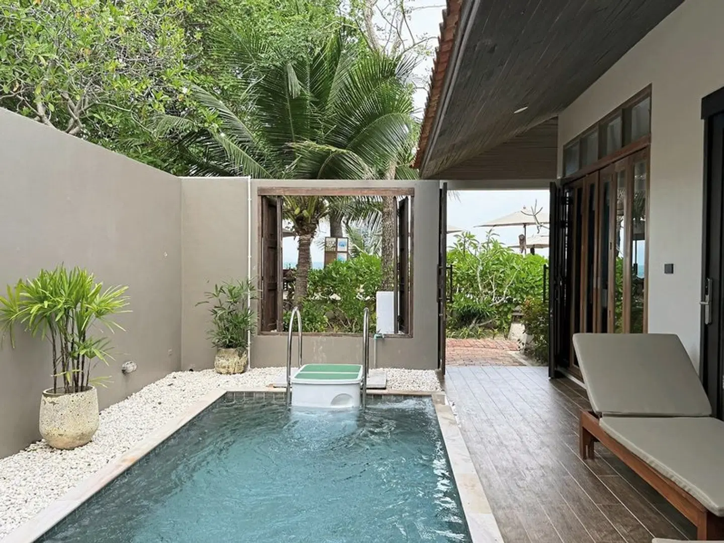 Saree Samui Hallenbad