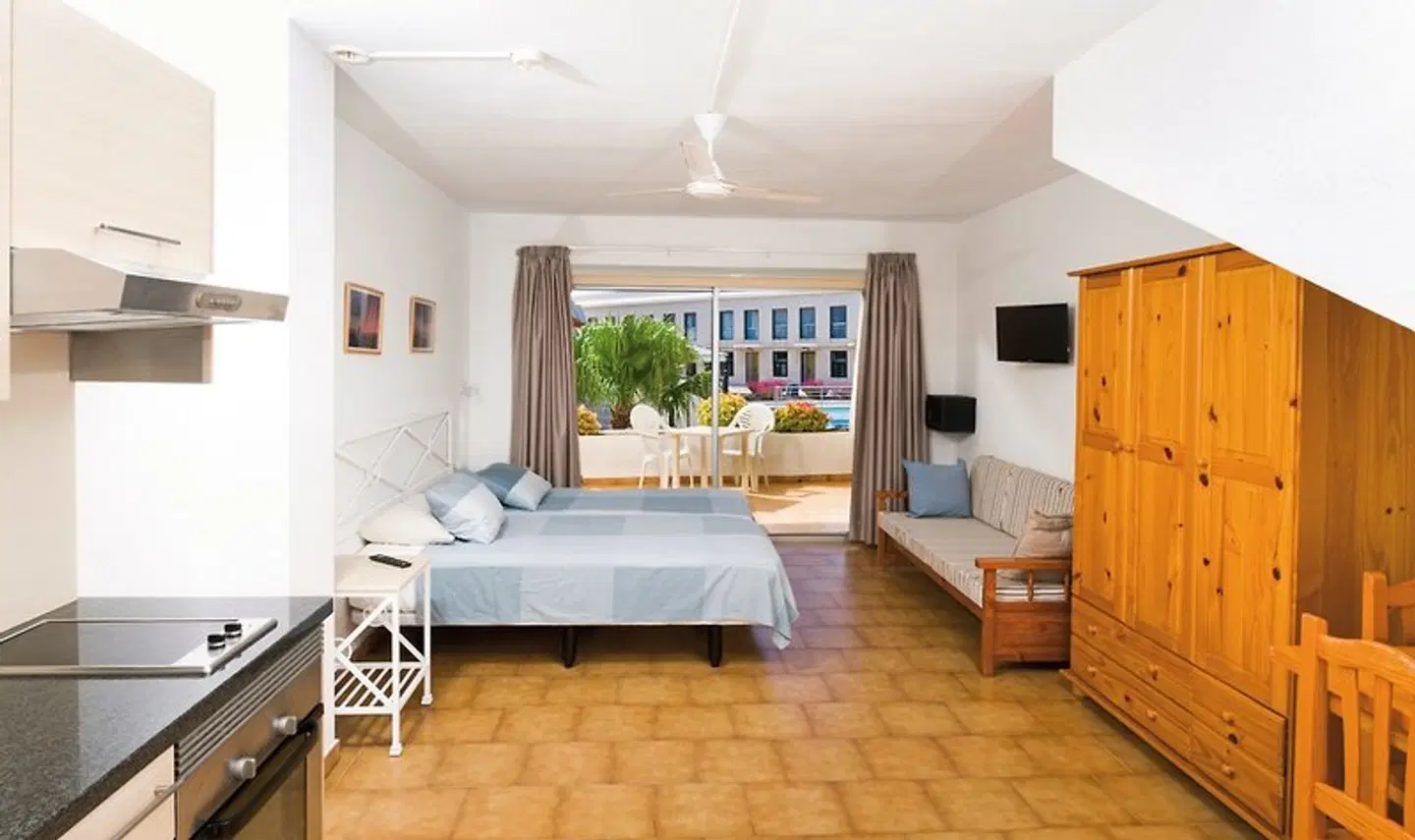 Charco del Conde ROOM_EXAMPLE