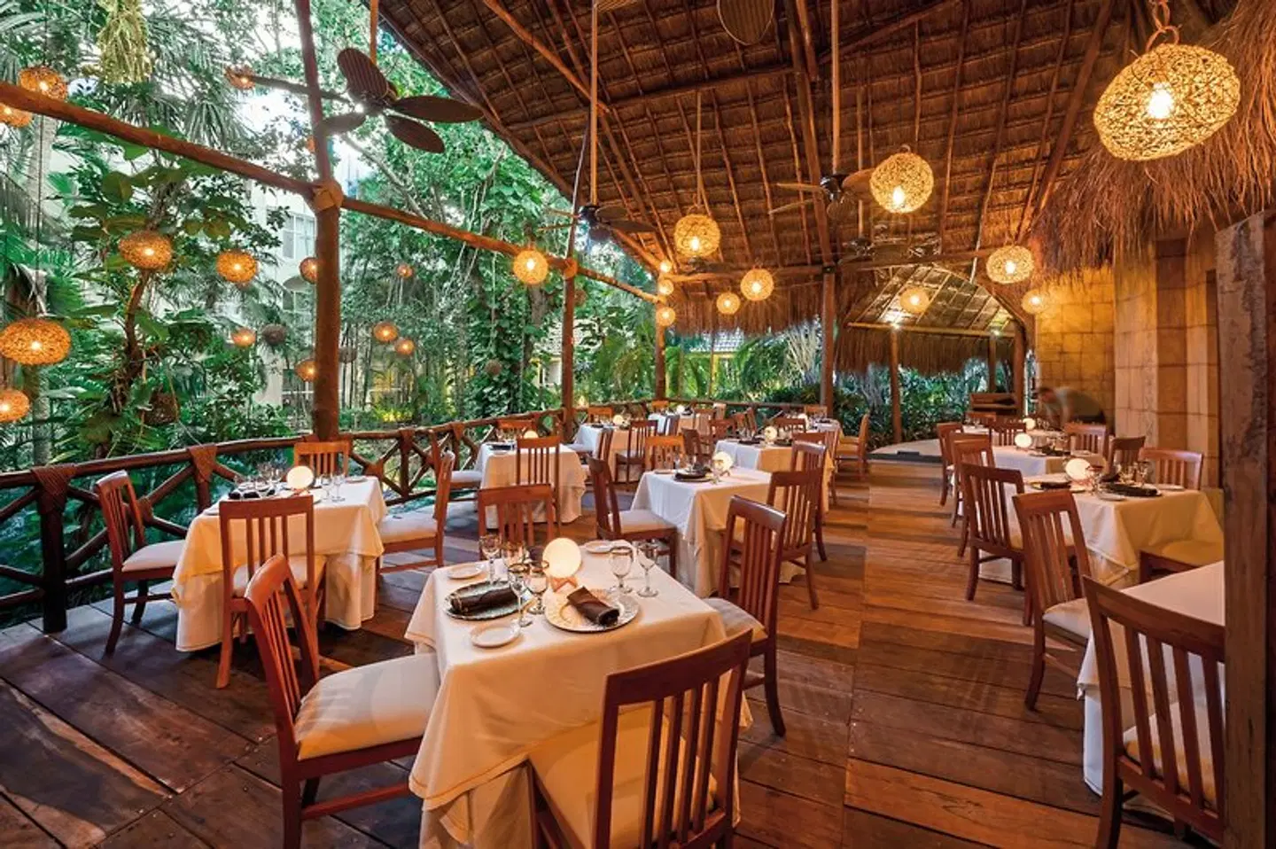 Viva Azteca by Wyndham Restaurant
