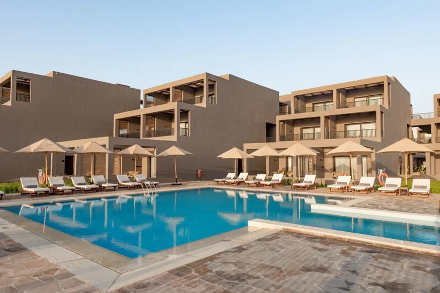Sentido Naga Bay OUTDOOR_POOL