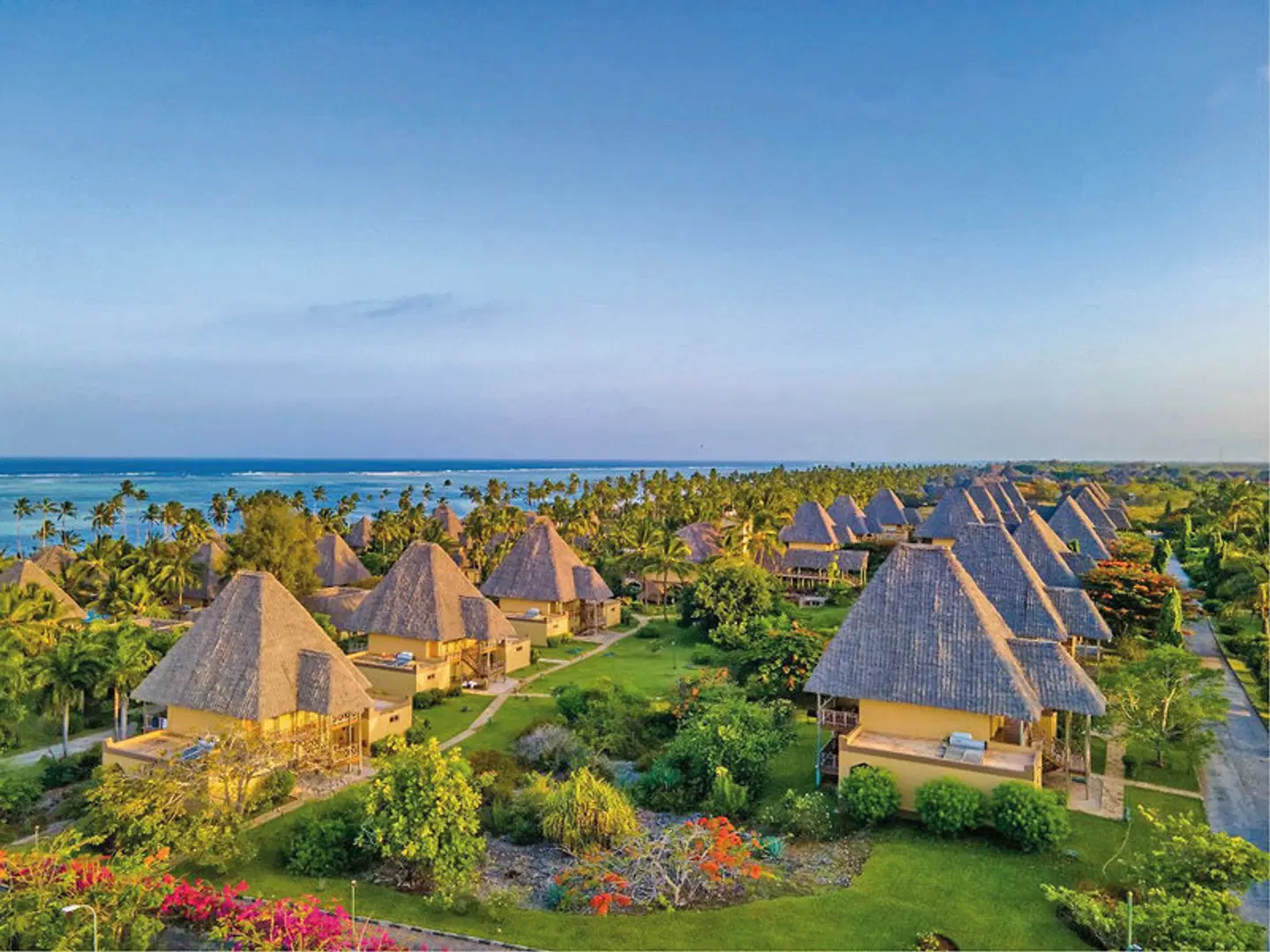 Neptune Pwani Beach Resort Garten