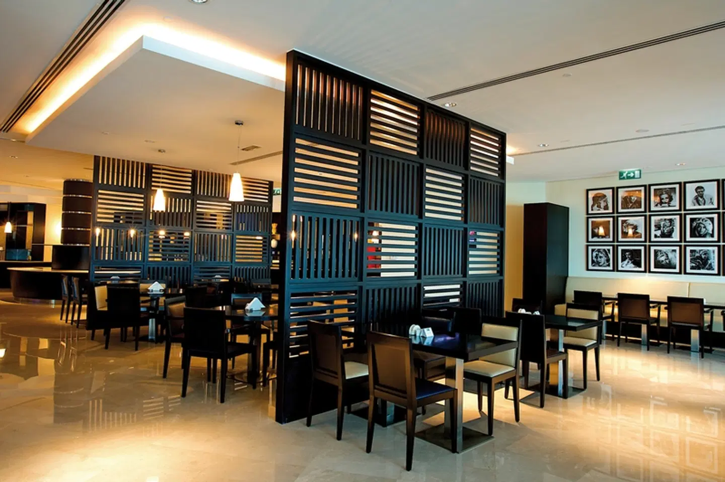 Holiday Inn Express Dubai Airport Restaurant