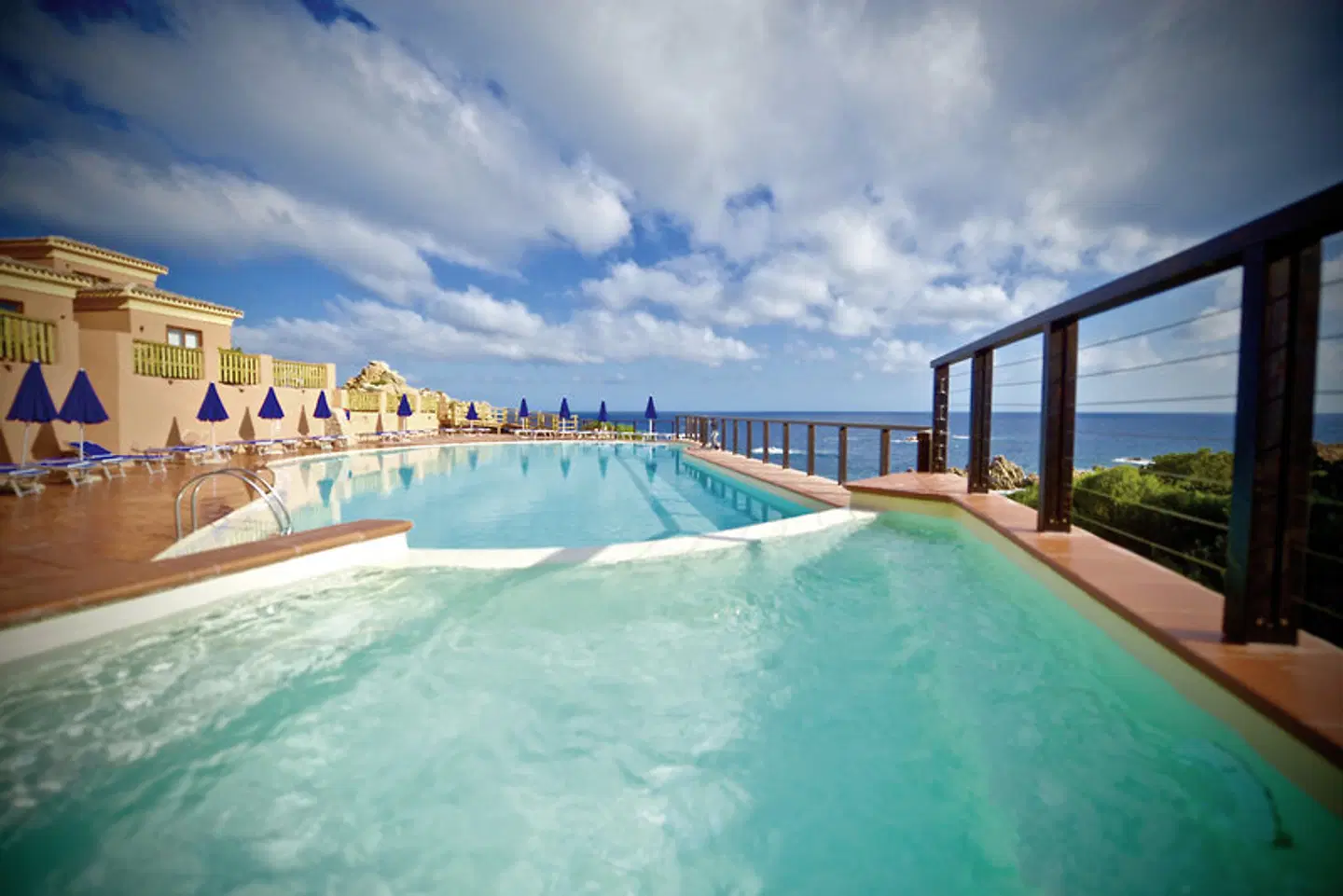 Hotel Costa Paradiso OUTDOOR_POOL
