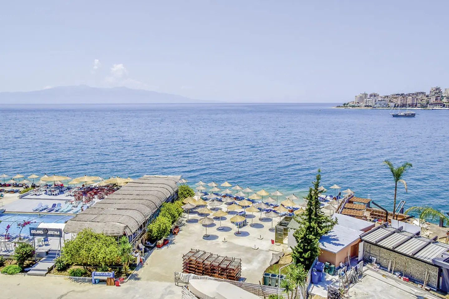 Demi Hotel Strand