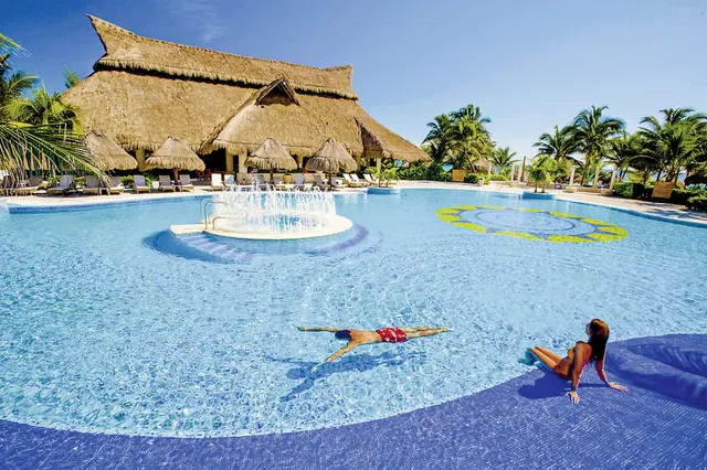 Catalonia Royal Tulum Beach & Spa Resort OUTDOOR_POOL