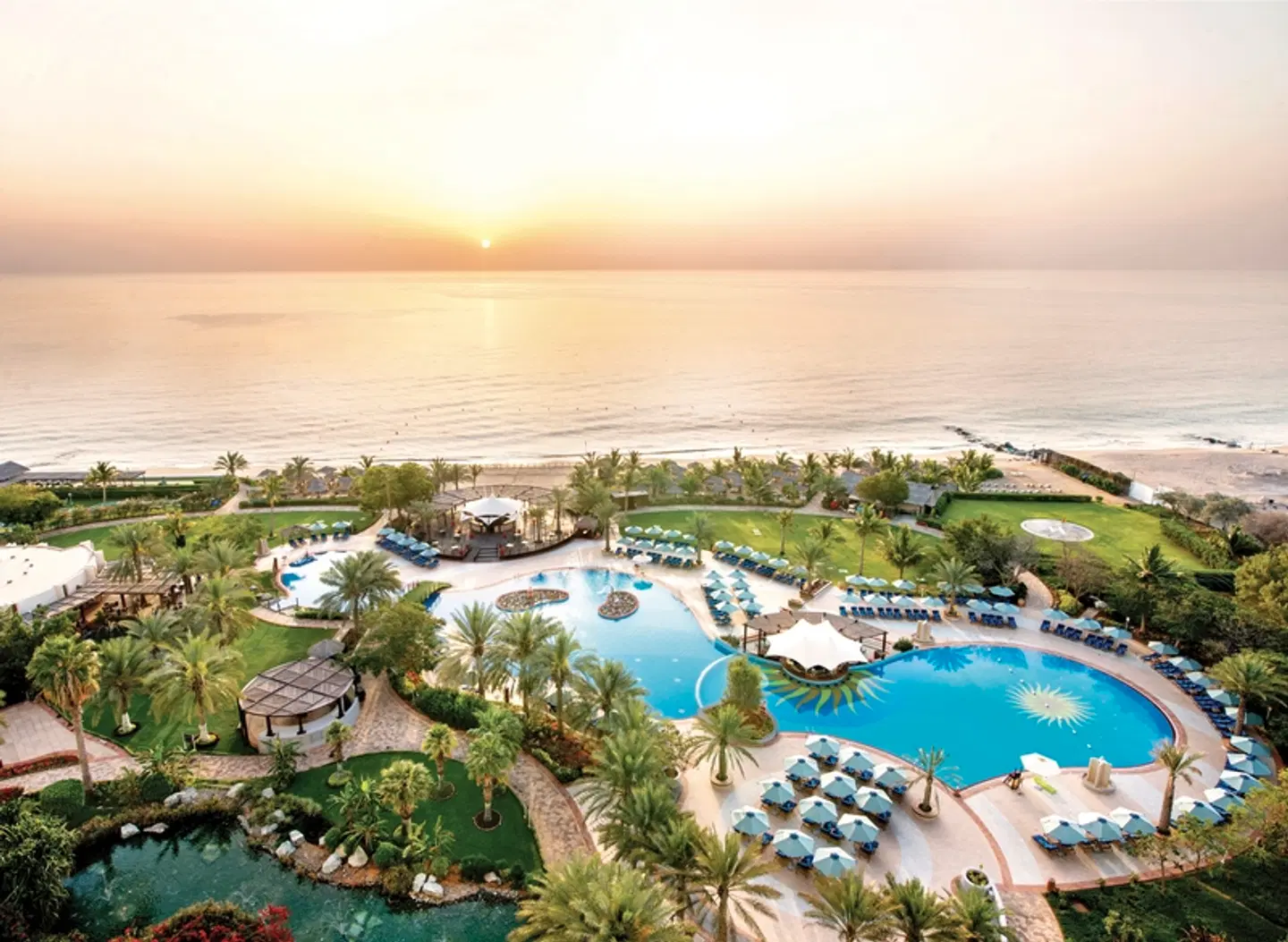 Le Meridien Al Aqah Beach Resort LANDSCAPE
