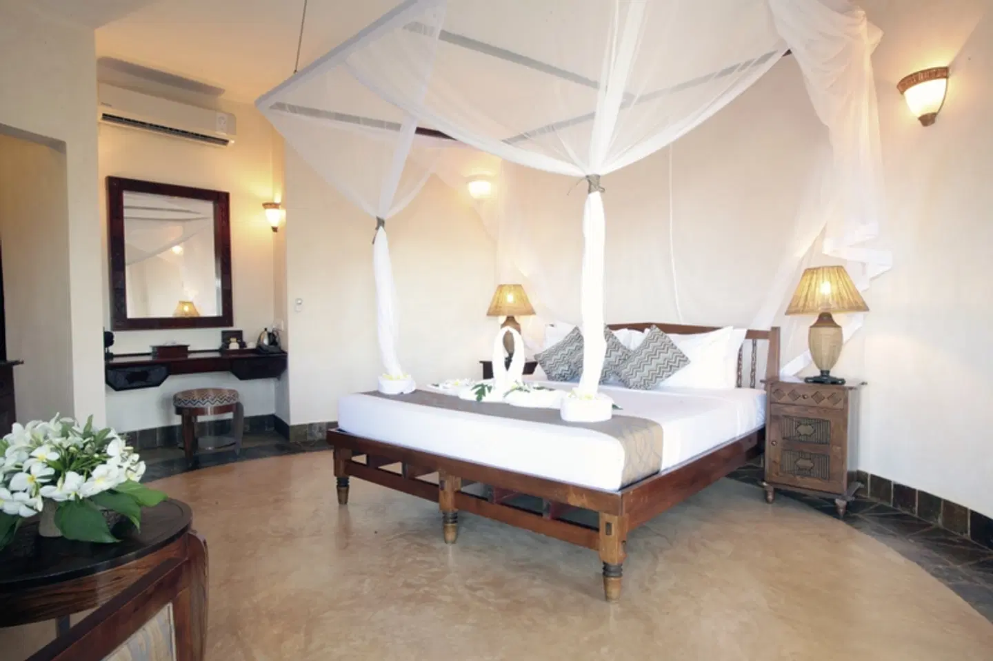 Ocean Paradise Resort & Spa ROOM_EXAMPLE