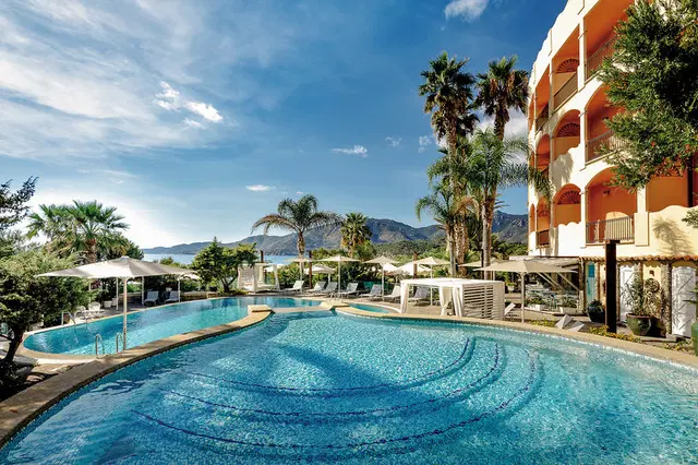 Stella Maris OUTDOOR_POOL