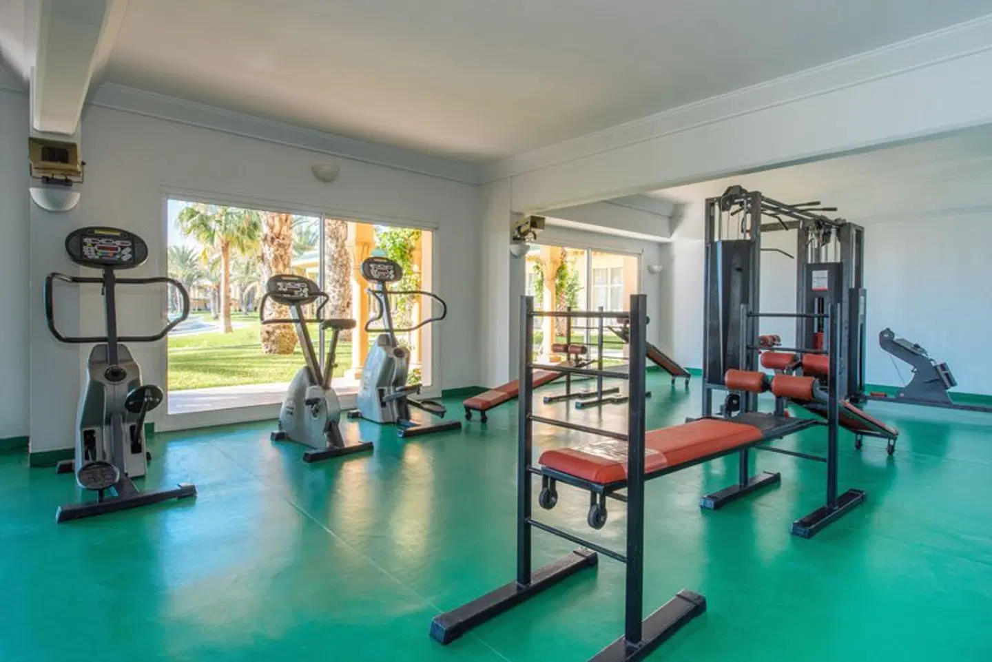 Iberostar Waves Averroes SPORTS_AND_LEISURE