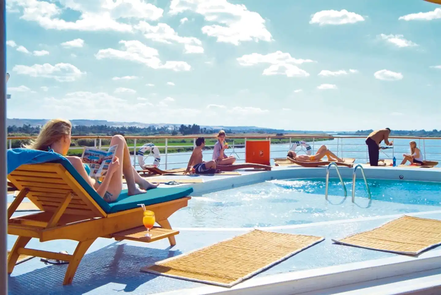 Klassische Nilkreuzfahrt mit MY Alyssa Pool