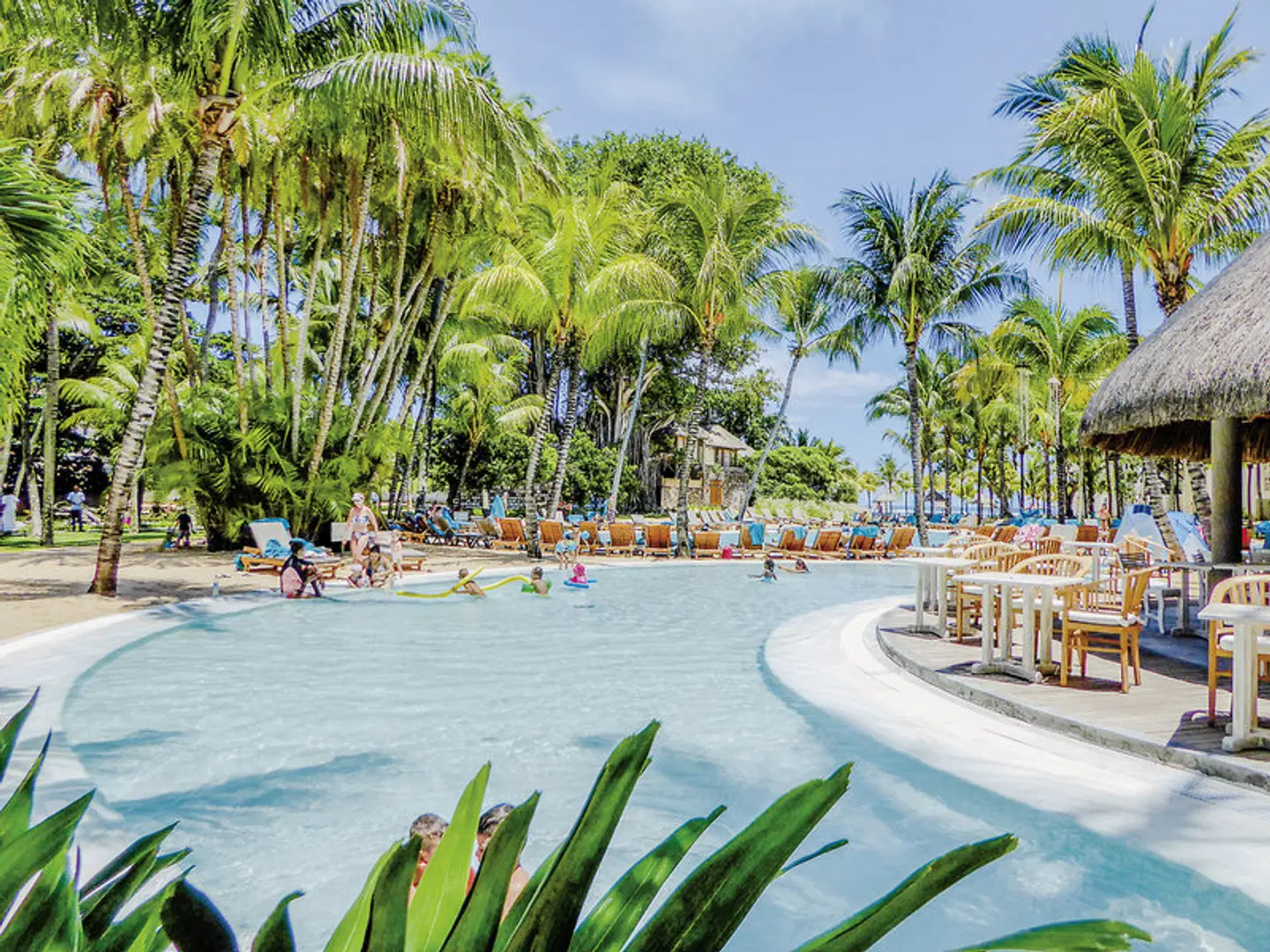 Canonnier Beachcomber Golf Resort & Spa OUTDOOR_POOL