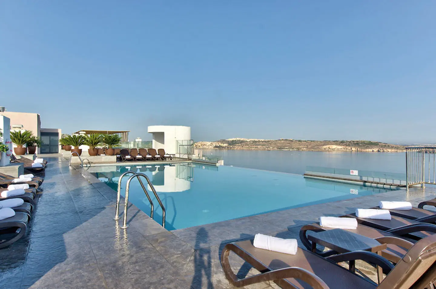 db San Antonio Hotel & Spa OUTDOOR_POOL