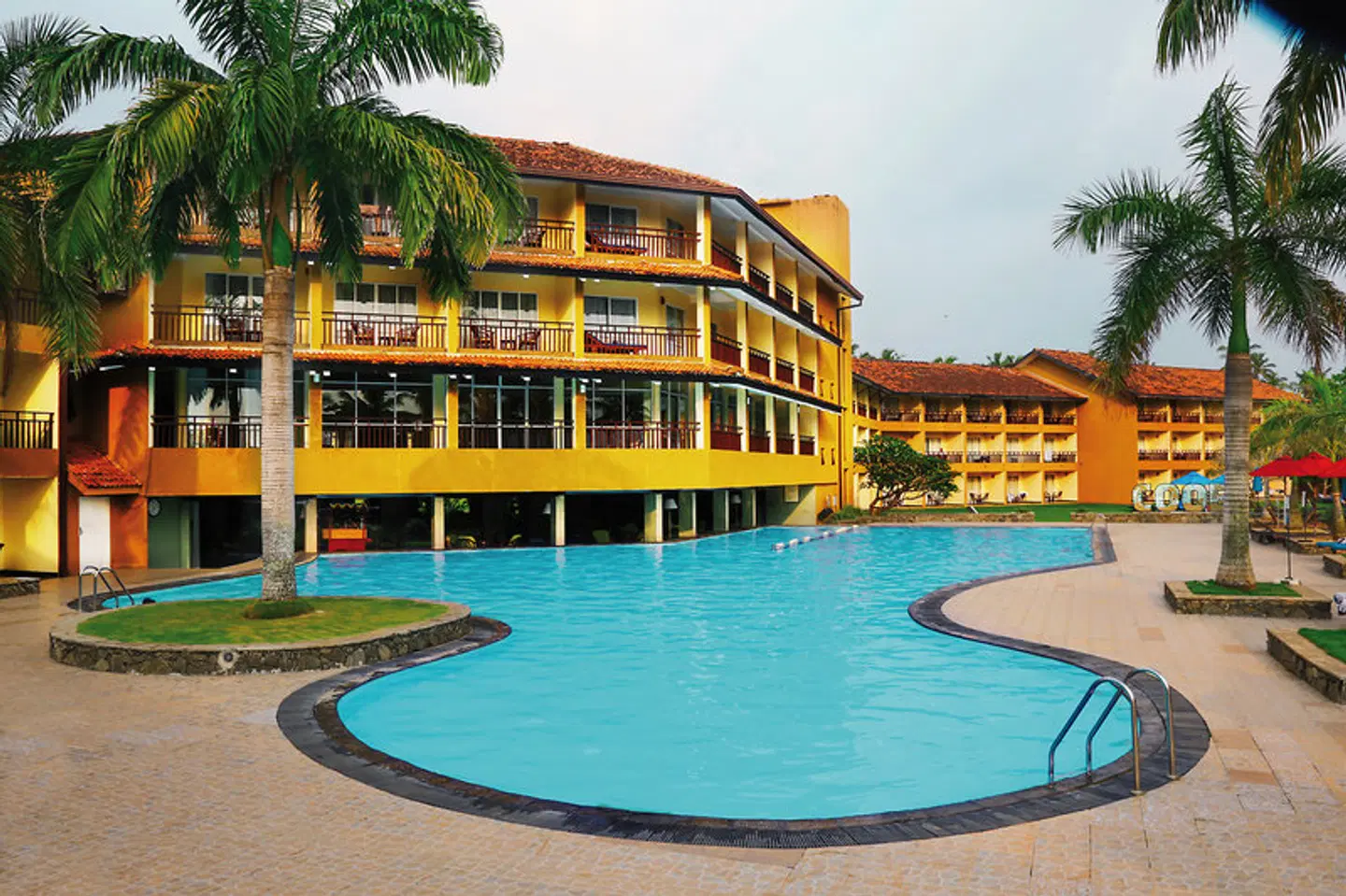 The Palms Hotel OUTDOOR_POOL