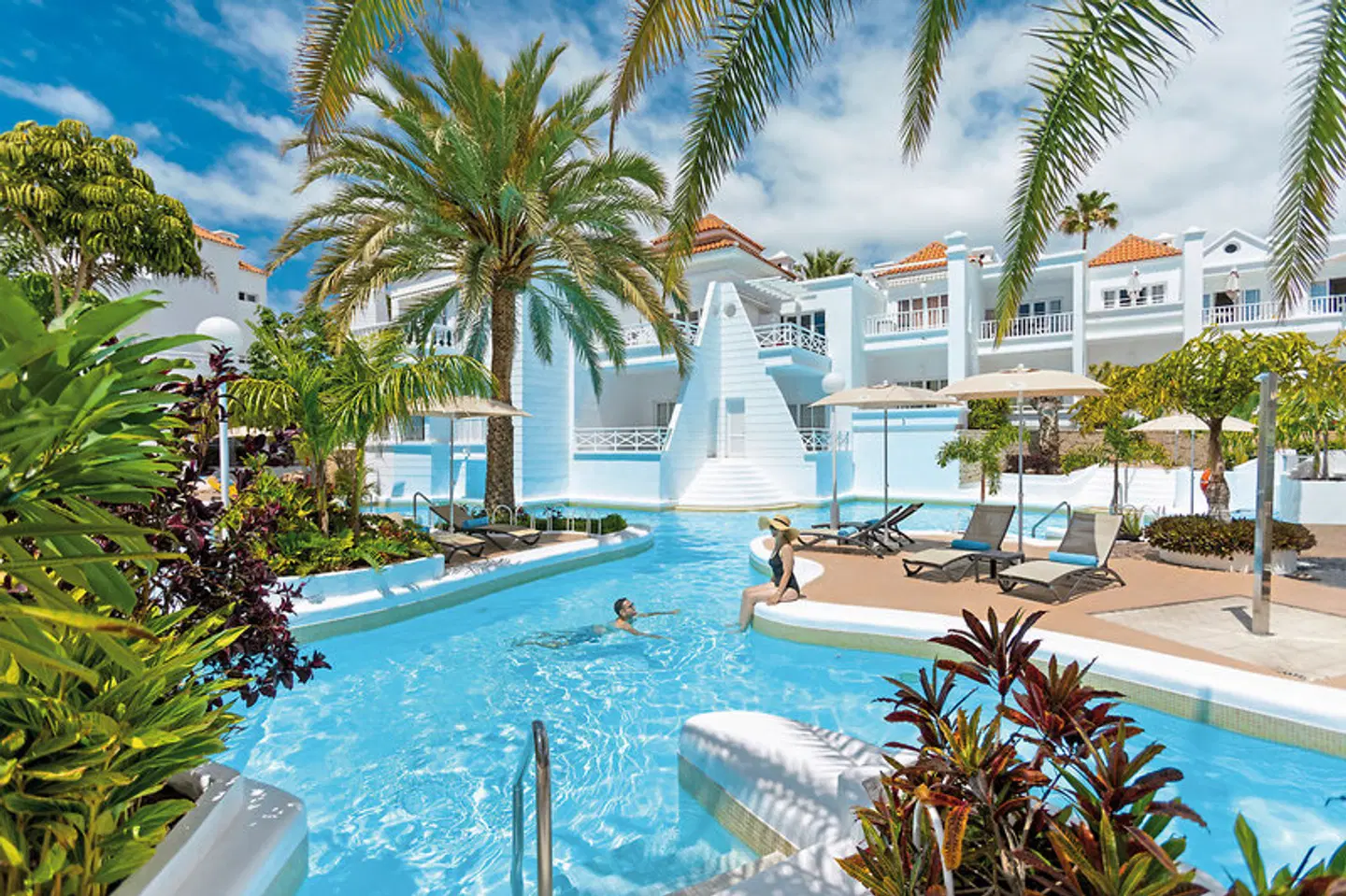 Lagos de Fañabé Beach Resort OUTDOOR_POOL