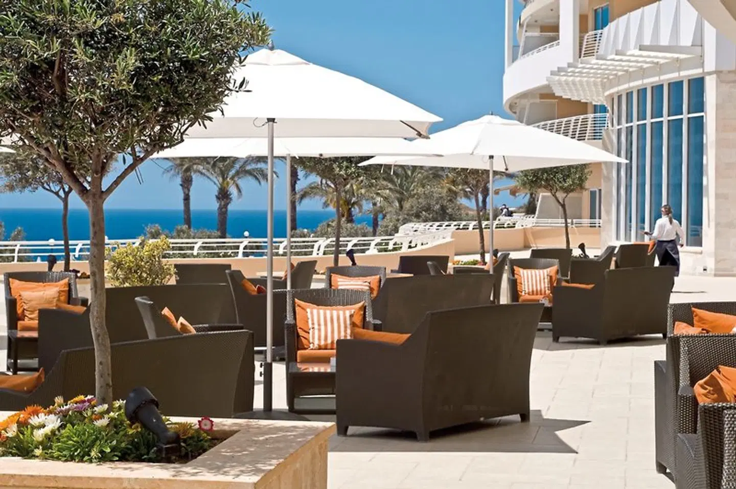 Radisson Blu Resort & Spa Golden Sands Bar