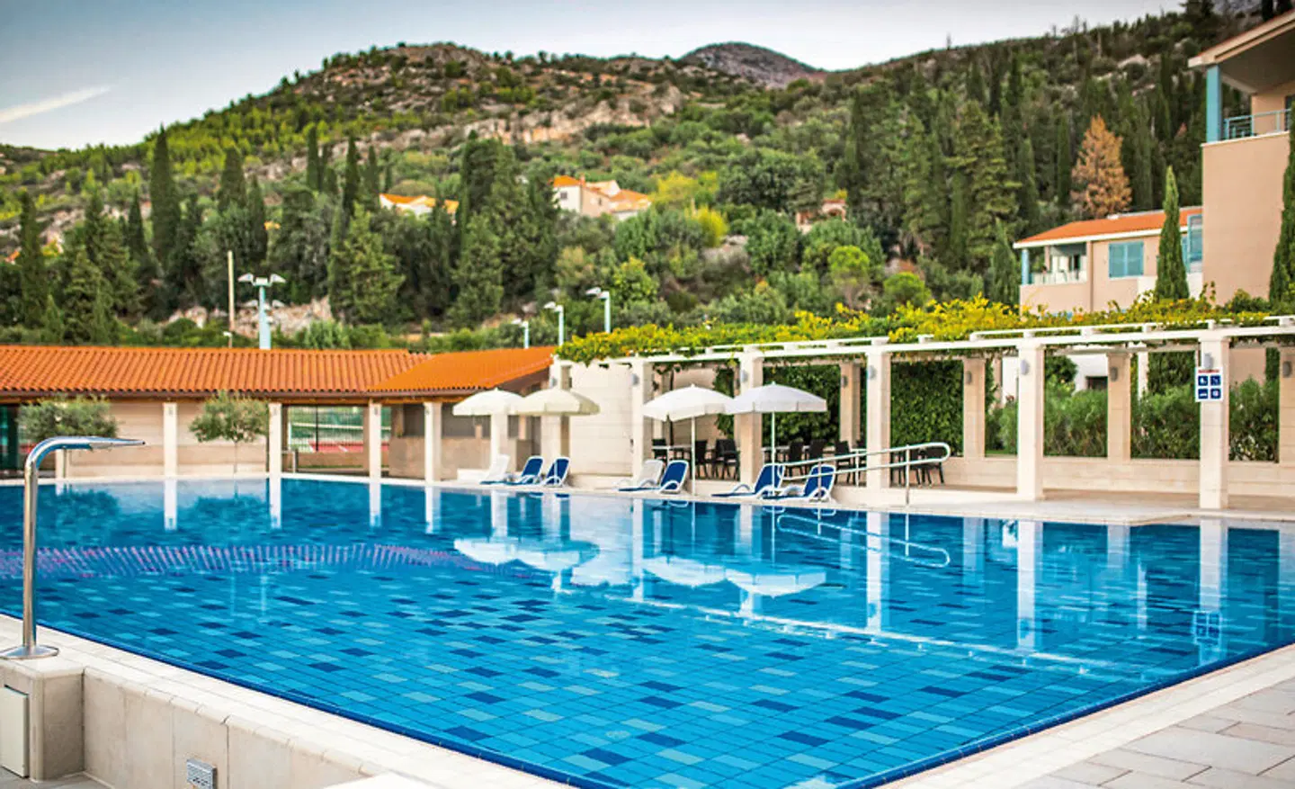Admiral Grand OUTDOOR_POOL