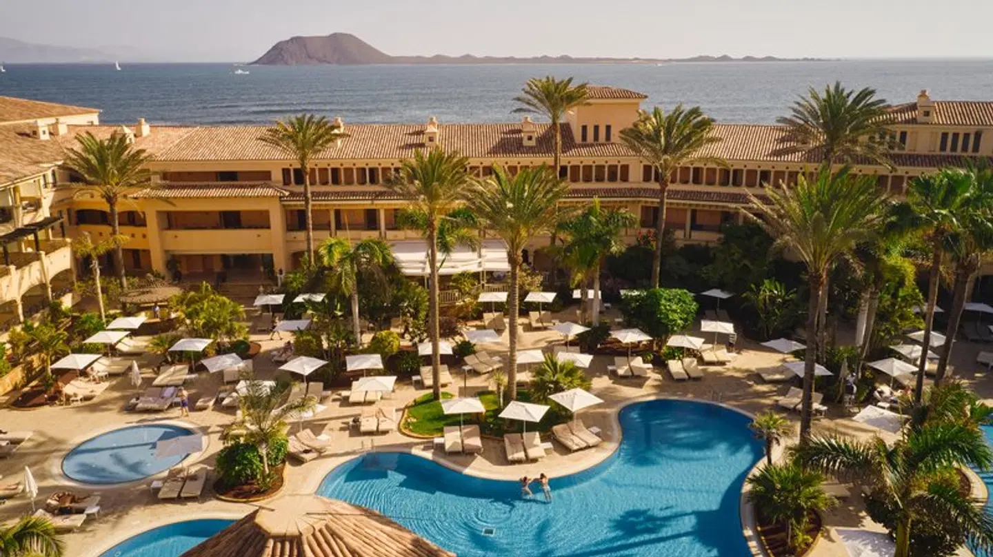 Secrets Bahía Real Resort & Spa OUTDOOR_POOL